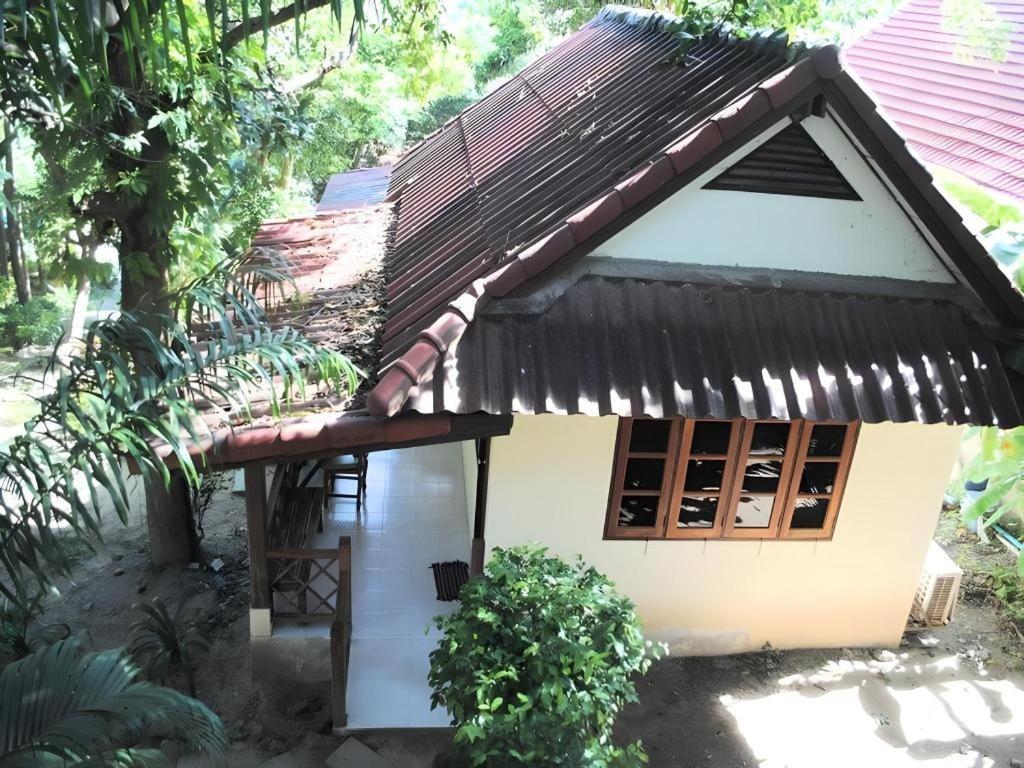 Resort Baan Suan Sook